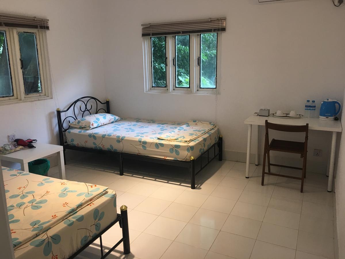Roly Airport Residence Γιανγκόν Εξωτερικό φωτογραφία