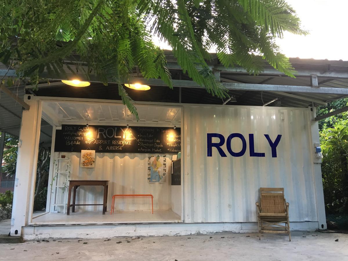Roly Airport Residence Γιανγκόν Εξωτερικό φωτογραφία