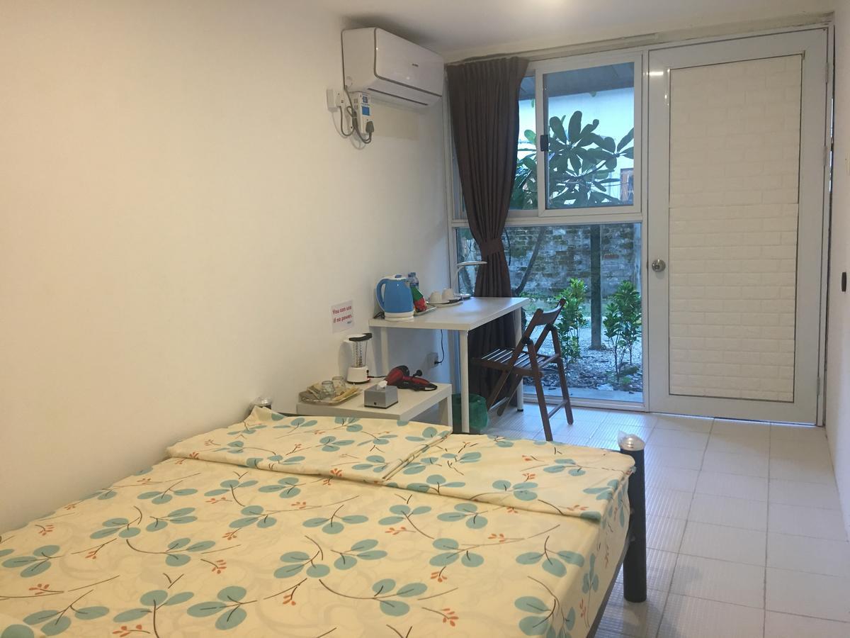 Roly Airport Residence Γιανγκόν Εξωτερικό φωτογραφία